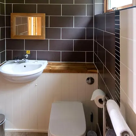 Deerpark Cabins, Cornwall - Forest Holidays База отдыха *