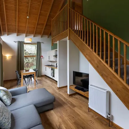 Deerpark Cabins, Cornwall - Forest Holidays Лискерд