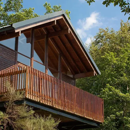 Deerpark Cabins, Cornwall - Forest Holidays База отдыха